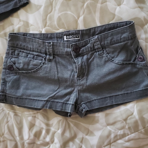 Shorts - Picture 5 of 5